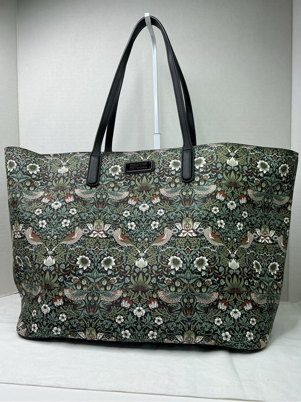 Marc Jacobs large tote bag.